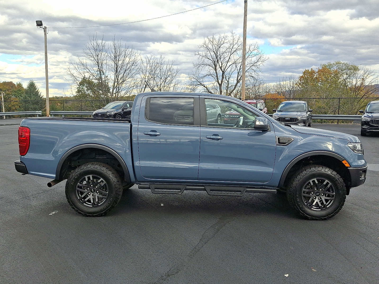 Certified 2023 Ford Ranger Lariat w/ Tremor Off-Road Package image 5