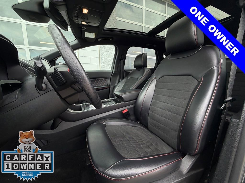 Certified 2023 Ford Edge ST-Line w/ Class II Trailer Tow Package image 6