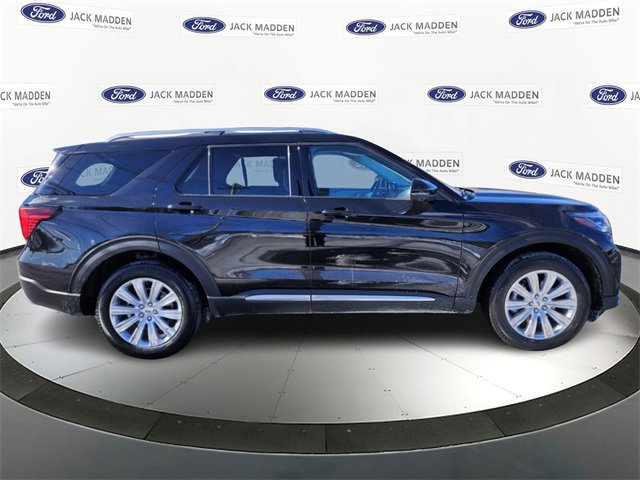 Certified 2025 Ford Explorer Platinum w/ LUX Leather Package image 2