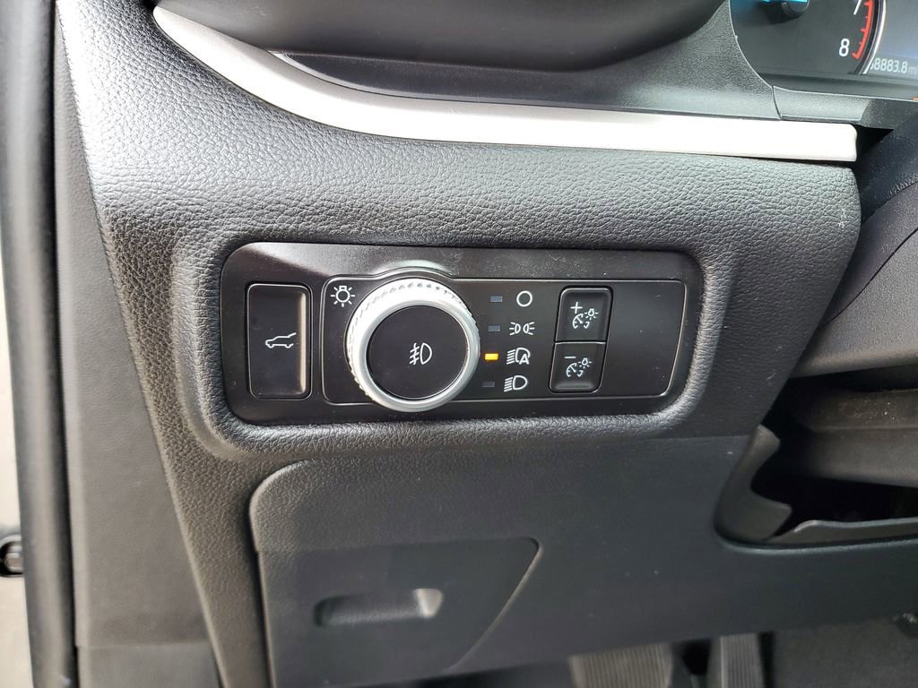 Certified 2023 Ford Explorer XLT w/ Equipment Group 202A image 17