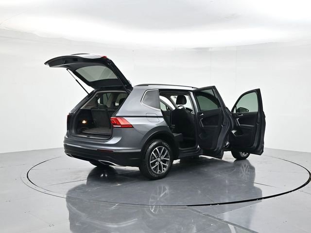 Used 2020 Volkswagen Tiguan SE w/ Panoramic Sunroof Package image 50