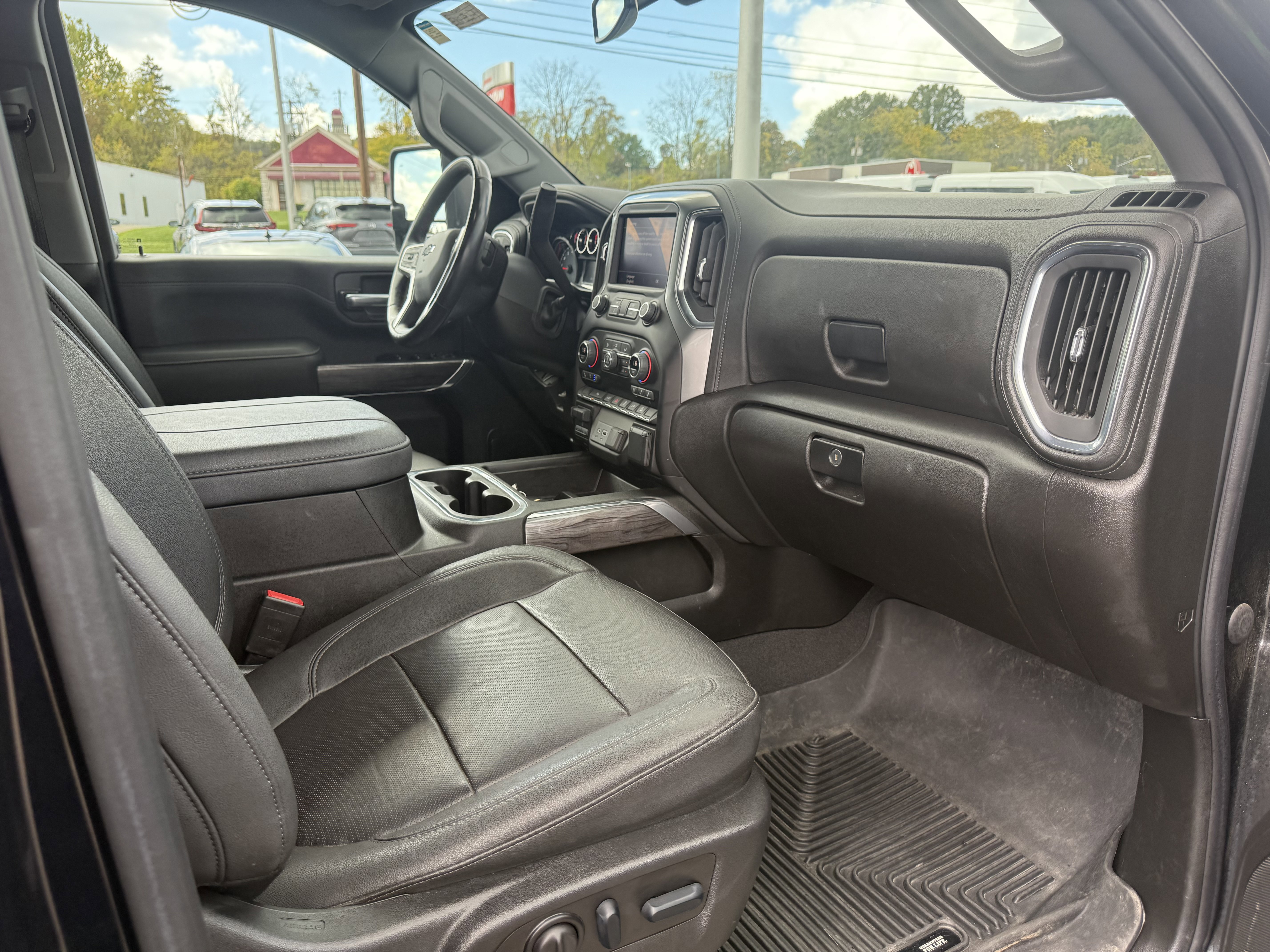 Used 2023 Chevrolet Silverado 2500 LTZ w/ LTZ Plus Package image 11