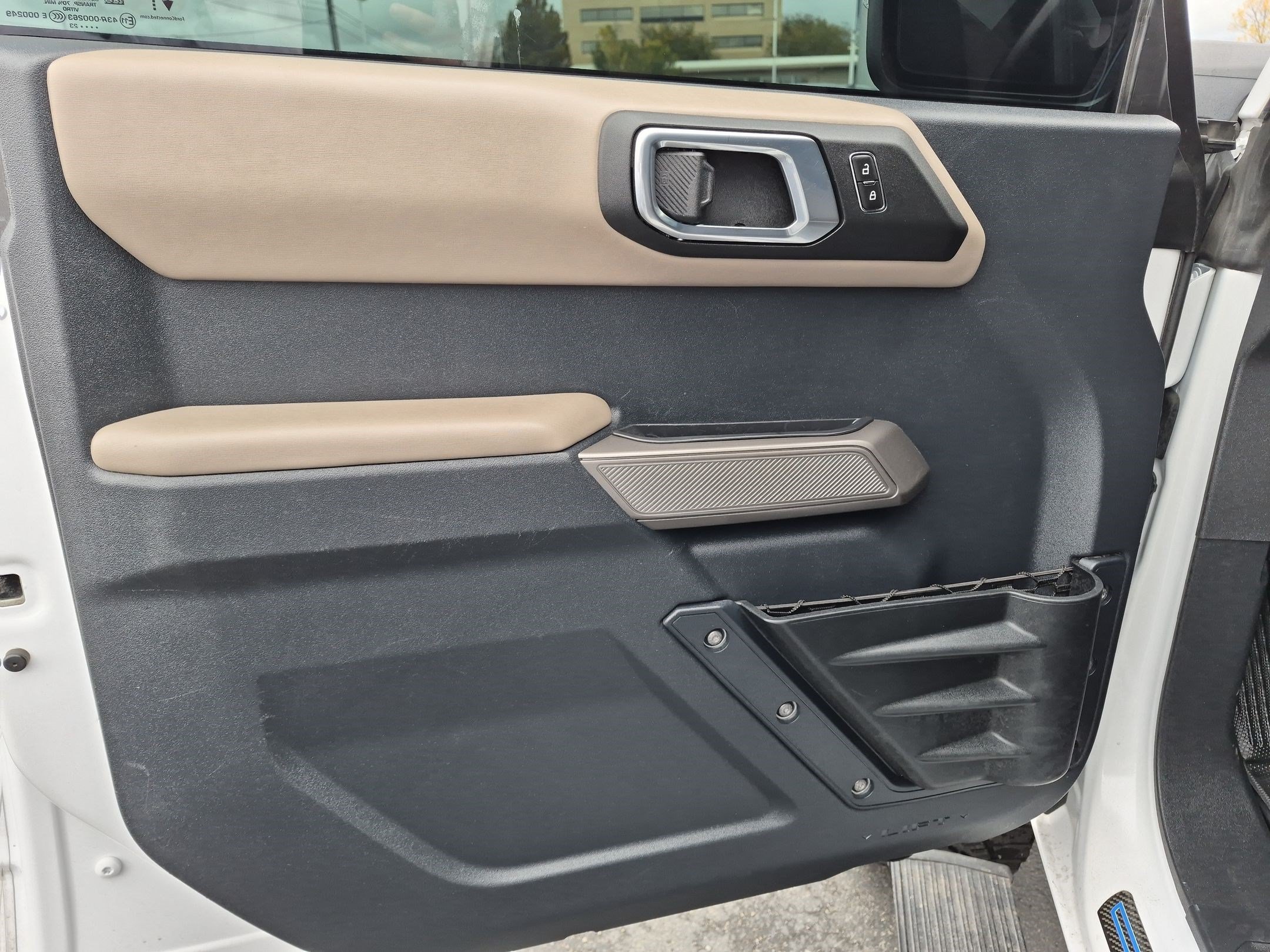 Certified 2023 Ford Bronco Wildtrak AWD/4WD image 15