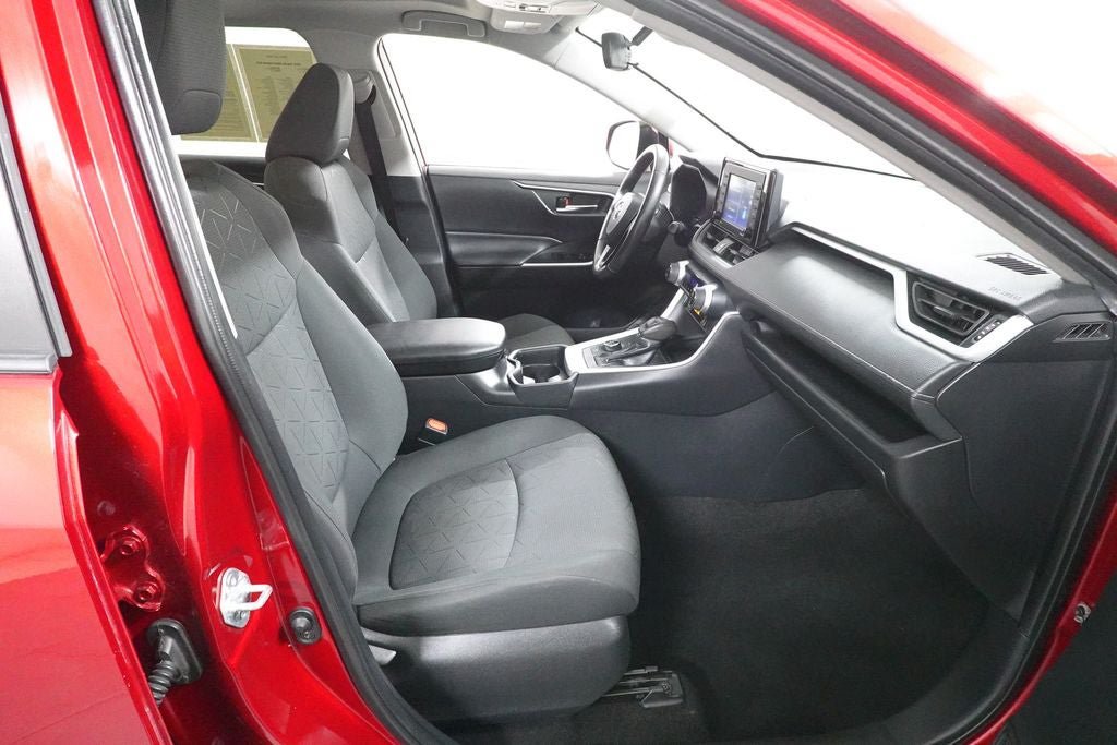 Used 2021 Toyota RAV4 XLE w/ Convenience Package AWD/4WD image 33
