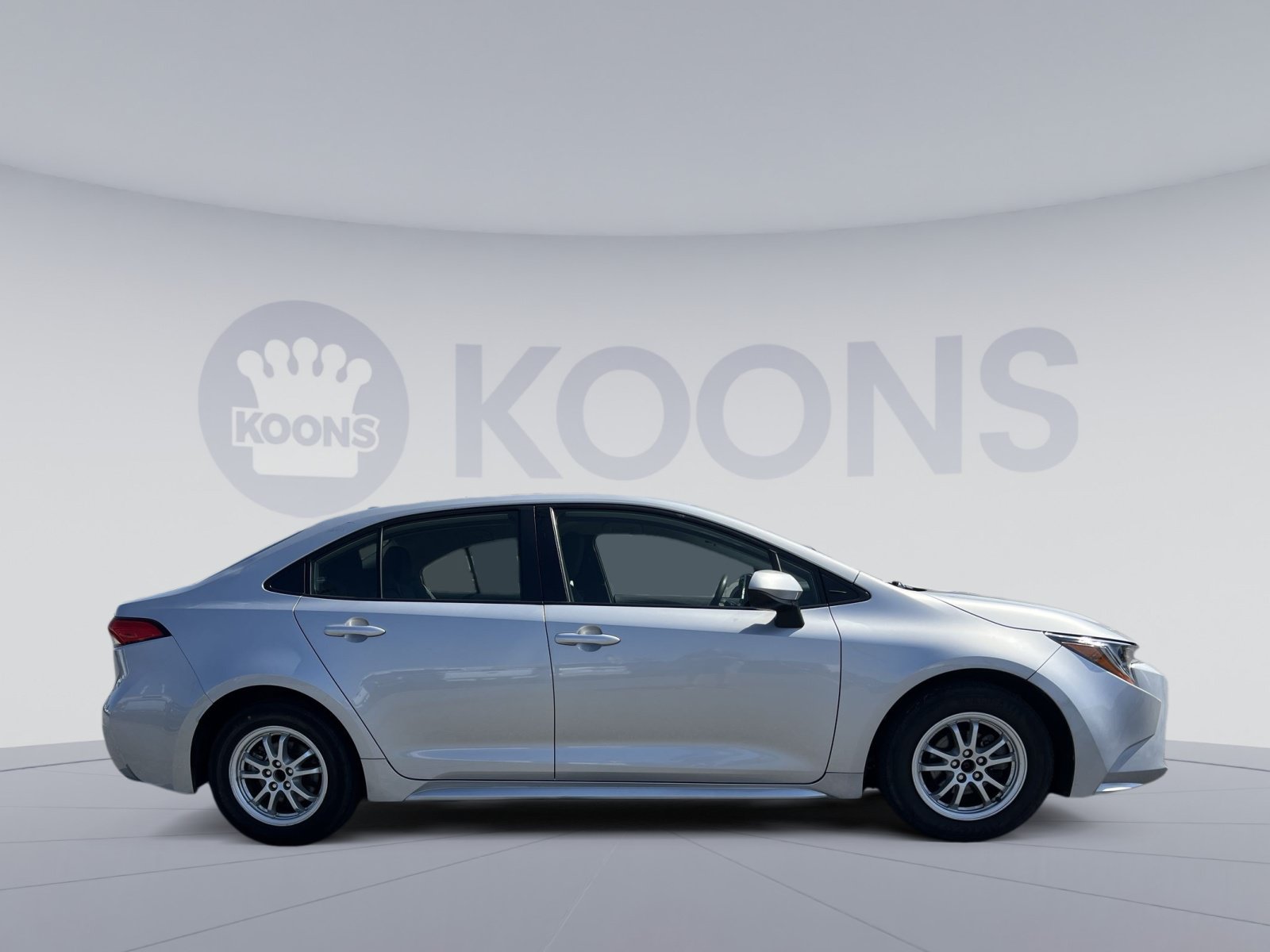 Used 2022 Toyota Corolla LE FWD image 8