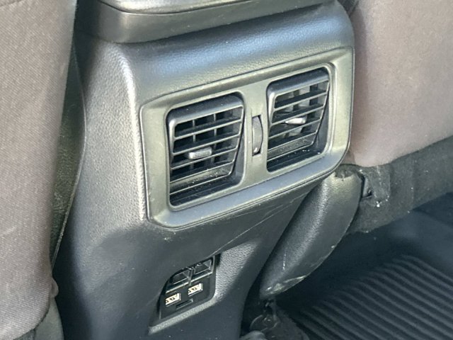Used 2021 Toyota RAV4 XLE w/ Convenience Package FWD image 20