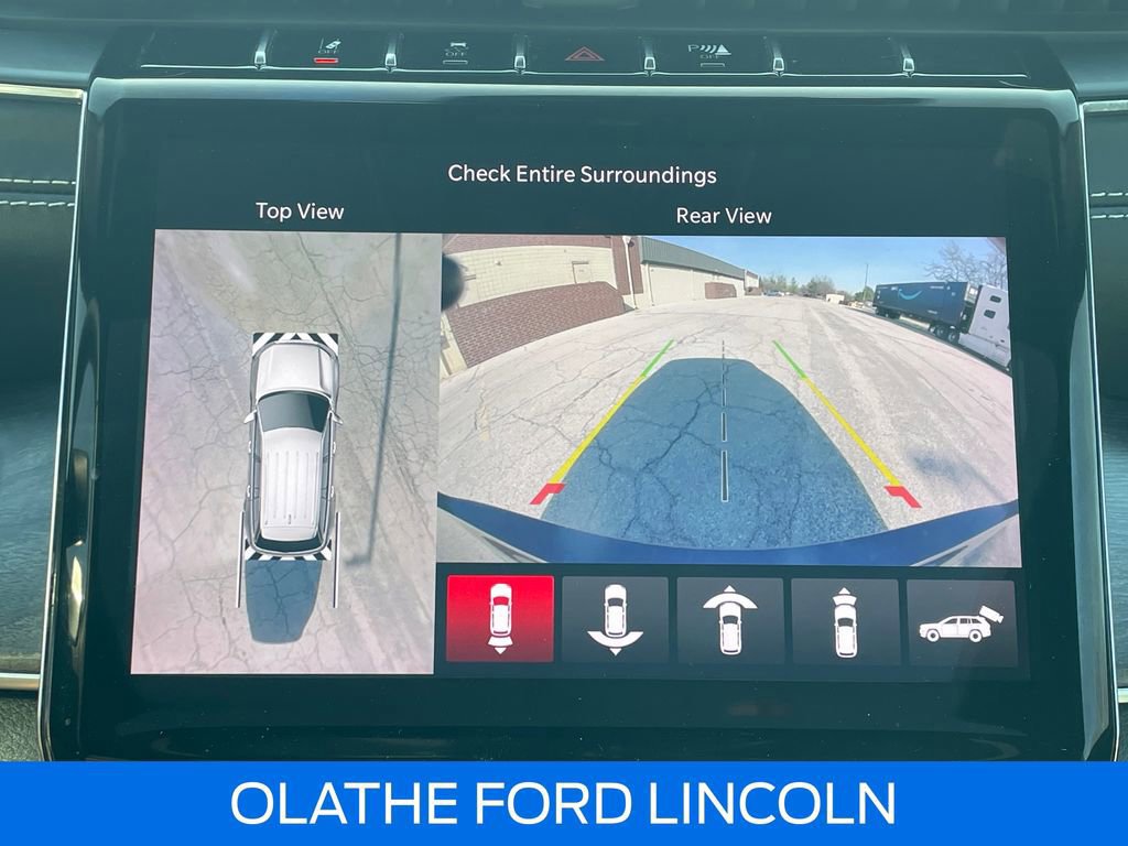 Used 2021 Jeep Grand Cherokee L Overland w/ Advanced Protech Group III image 18