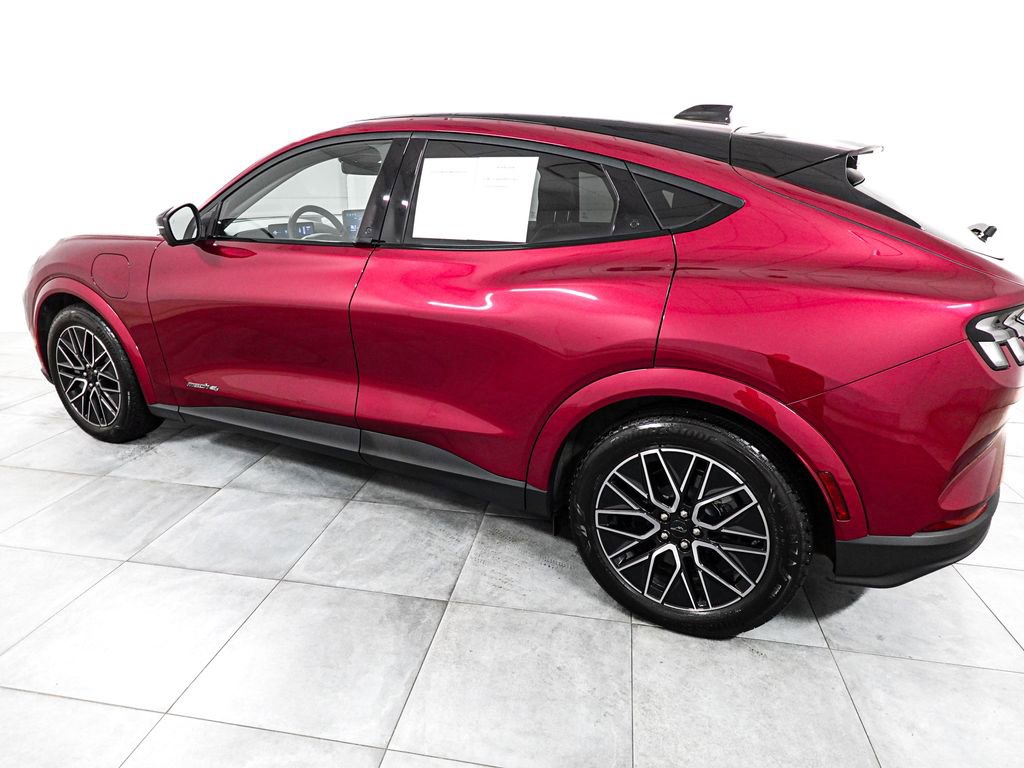 Certified 2025 Ford Mustang Mach-E Premium AWD/4WD image 5
