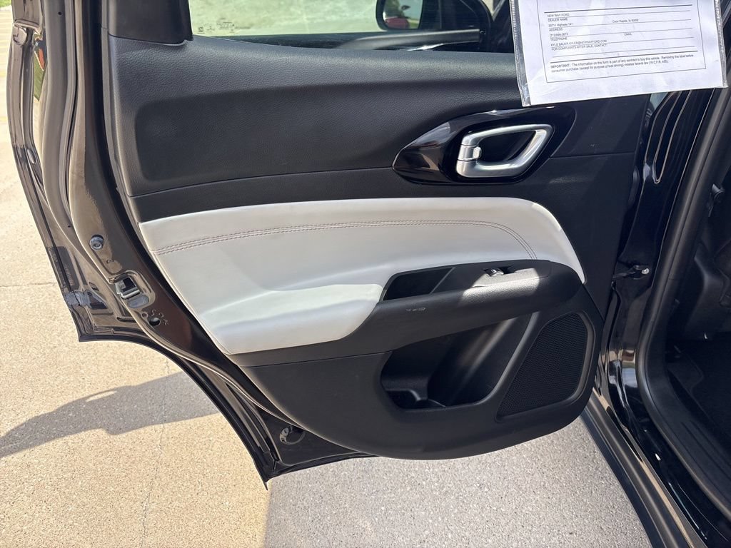 Used 2022 Jeep Compass Limited AWD/4WD image 26