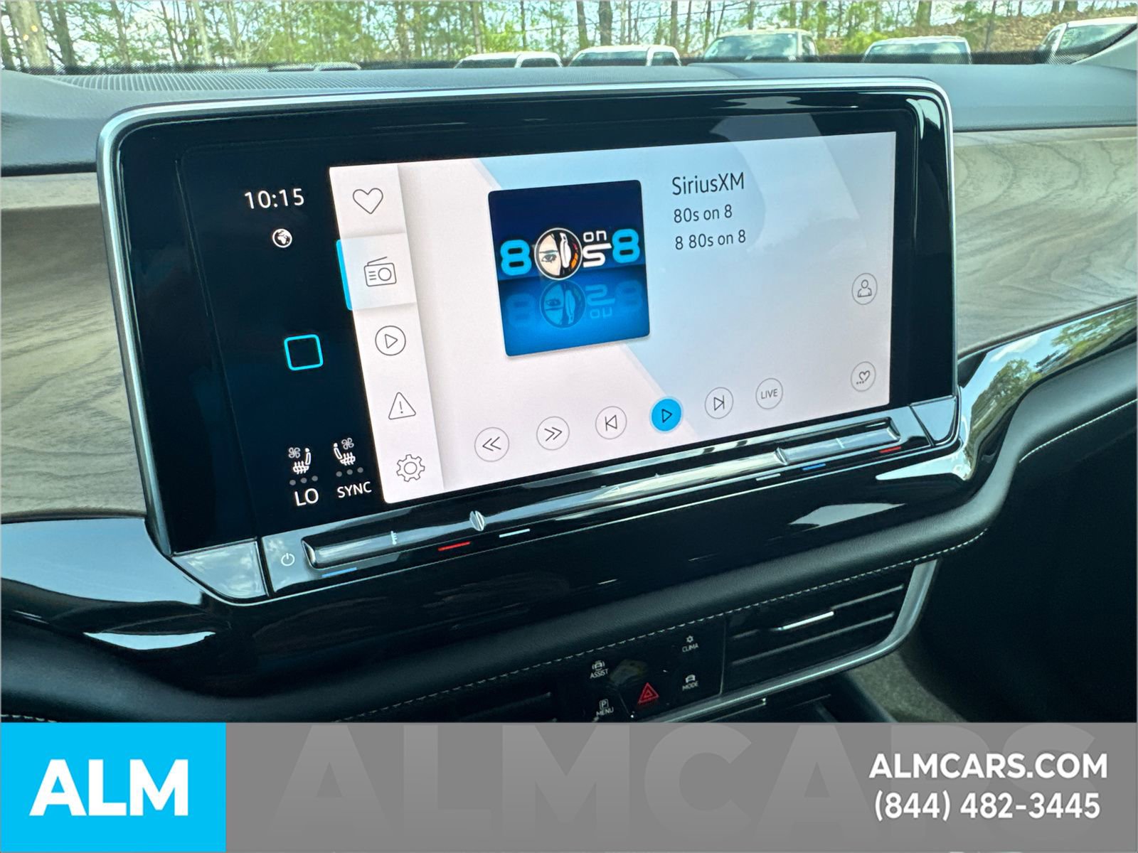 Used 2025 Volkswagen Atlas SE FWD image 35