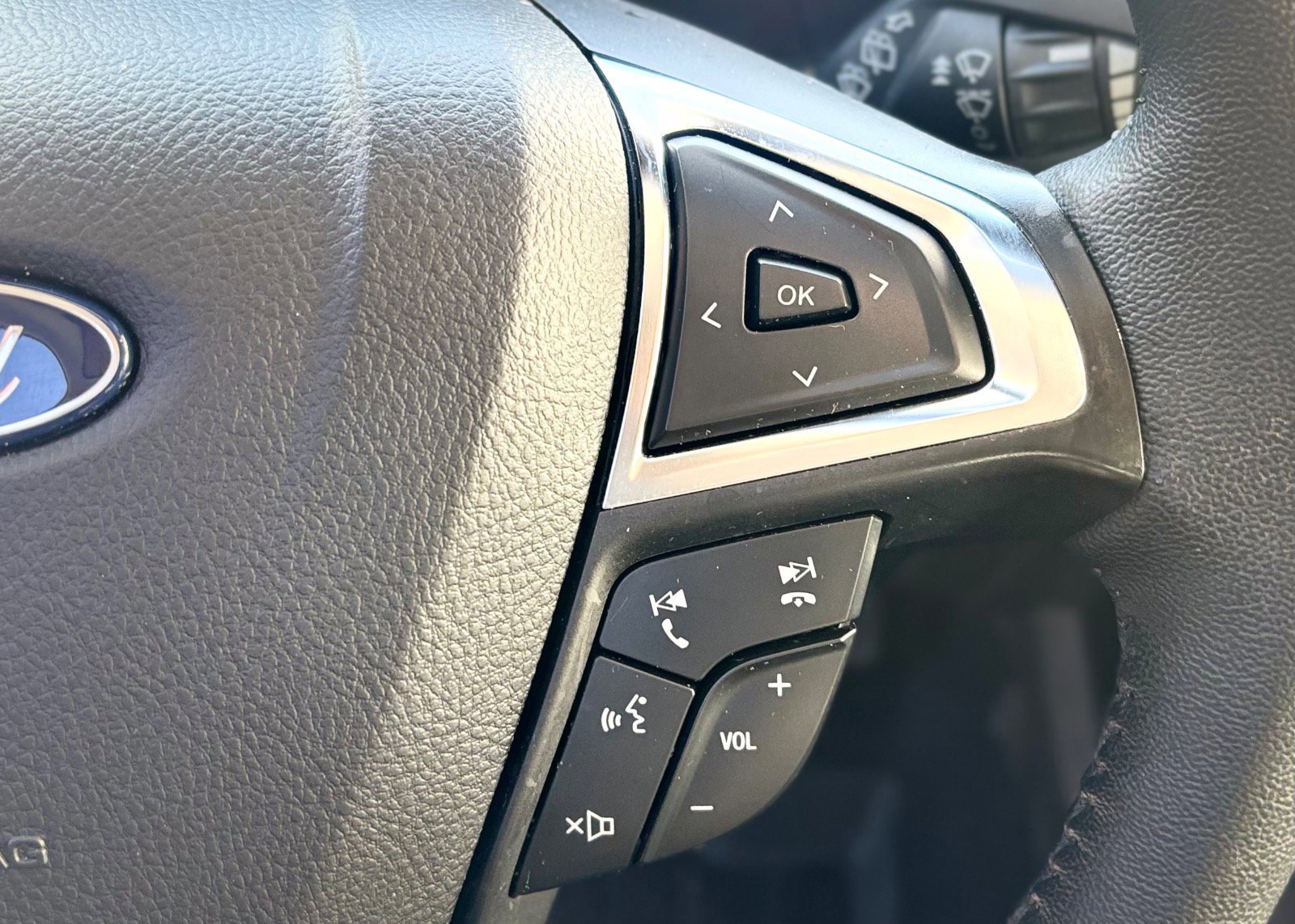 Certified 2024 Ford Edge SEL w/ Convenience Package image 34