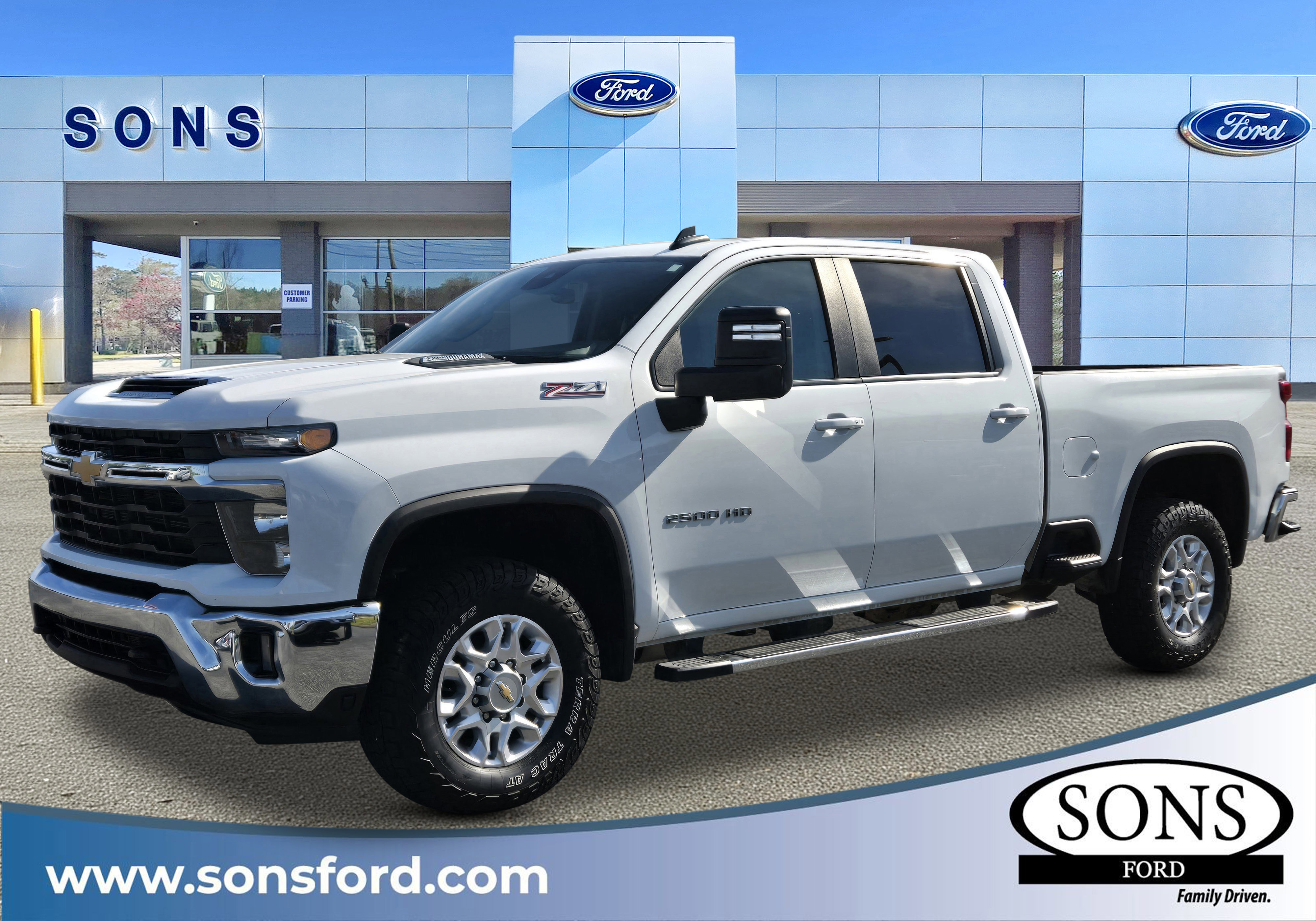 Used 2024 Chevrolet Silverado 2500 LT image 7