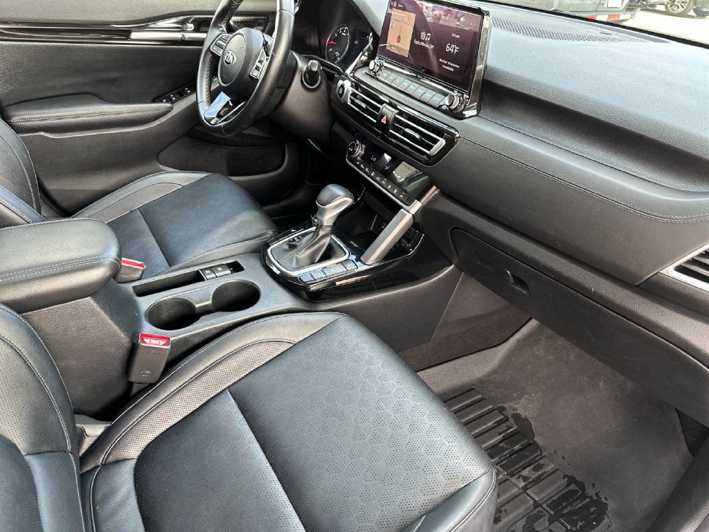 Used 2021 Kia Seltos SX w/ SX Sunroof Package AWD/4WD image 15