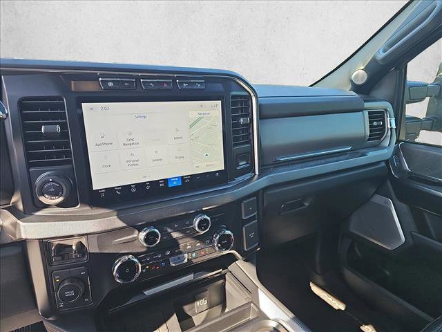 Certified 2024 Ford F250 Platinum image 15