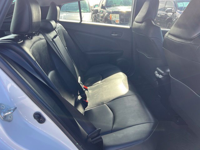 Used 2021 Toyota Prius FWD image 7