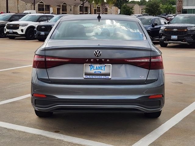 Used 2025 Volkswagen Jetta SE FWD image 6