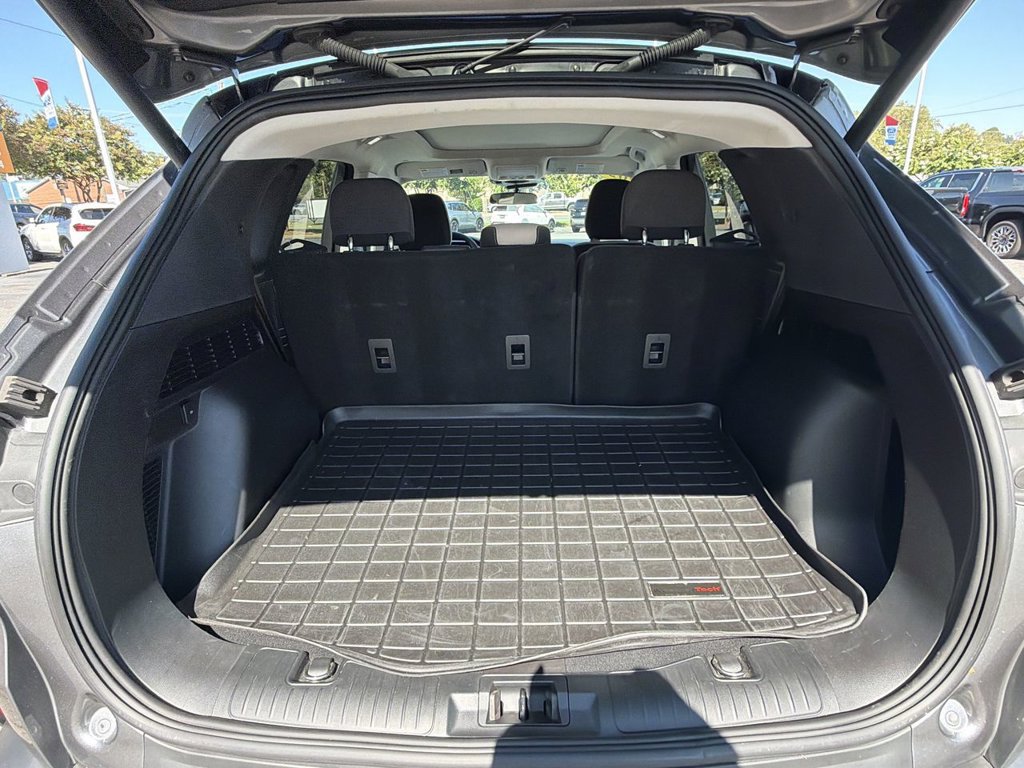 Certified 2022 Ford Escape SE w/ SE Sport Appearance Package FWD image 26