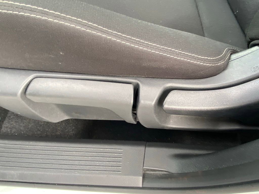 Used 2023 Nissan Rogue S FWD image 10