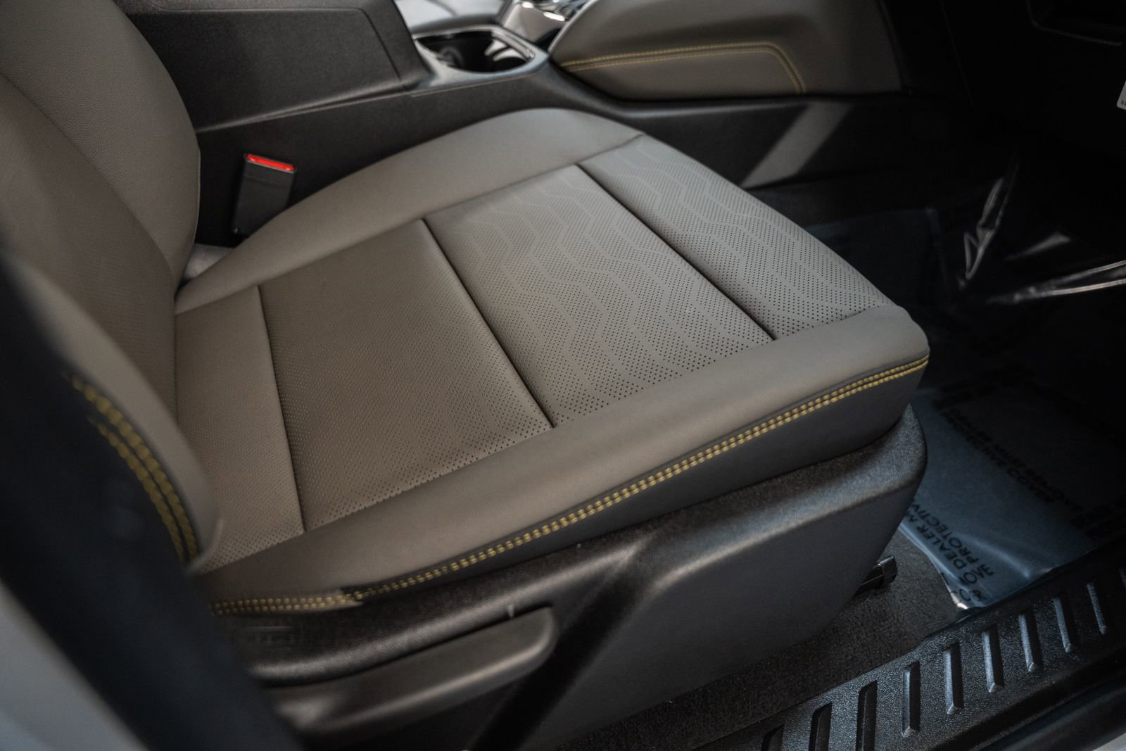 Used 2026 Chevrolet Colorado ZR2 image 43