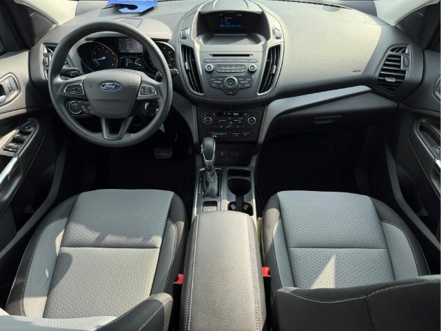 Certified 2018 Ford Escape SE FWD image 11