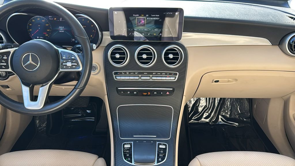 Used 2021 Mercedes-Benz GLC 300 image 9