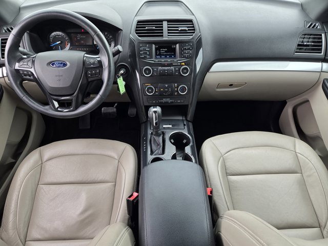 Certified 2018 Ford Explorer FWD image 24
