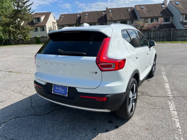 Used 2020 Volvo XC40 T5 Momentum w/ Protection Package Premier AWD/4WD image 10