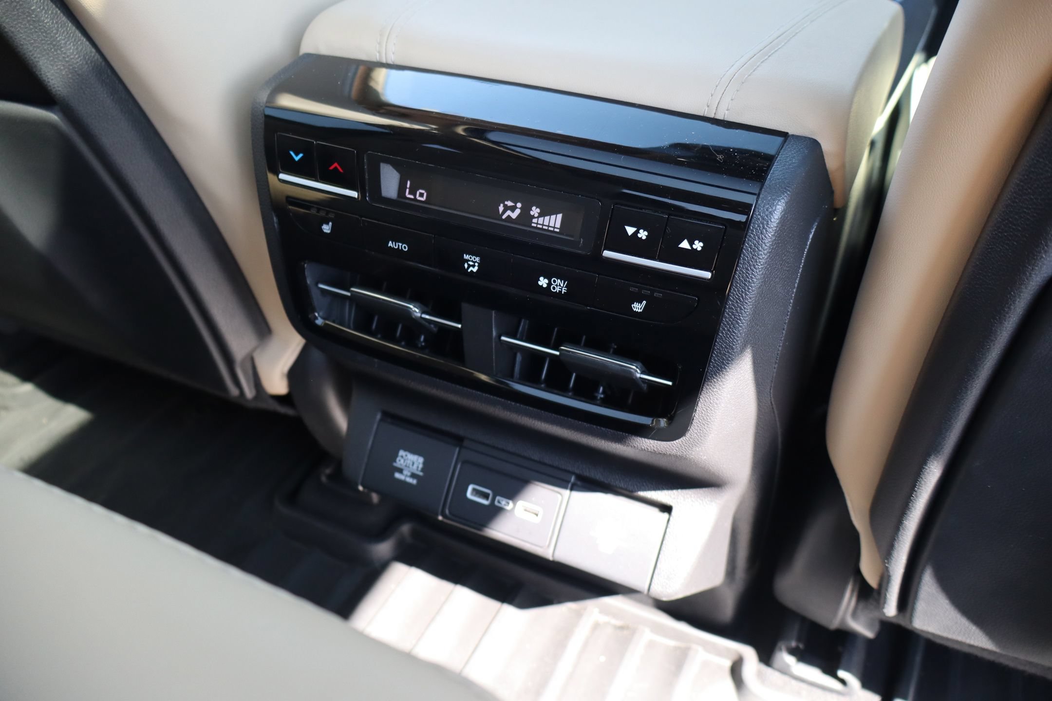 Used 2023 Acura MDX w/ Advance Package AWD/4WD image 30