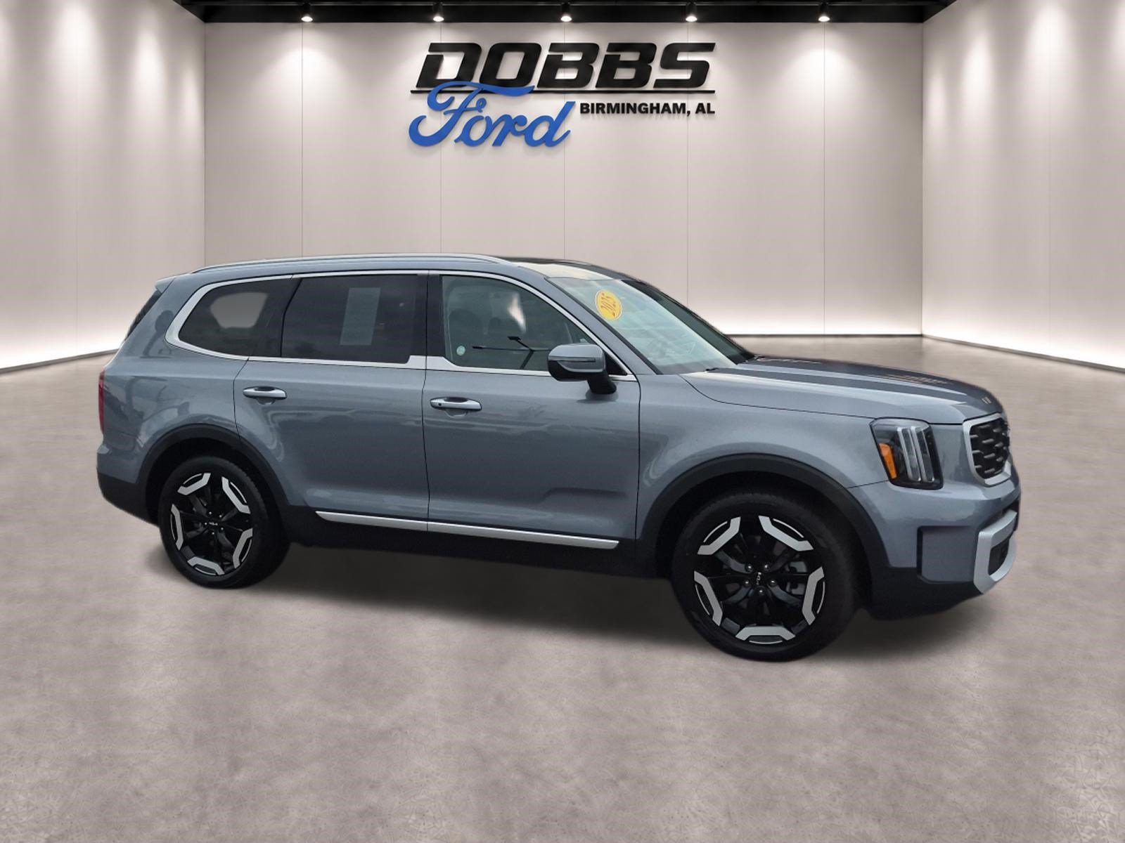 Used 2025 Kia Telluride S