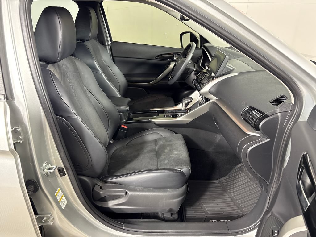Used 2025 Mitsubishi Eclipse Cross SE AWD/4WD image 5