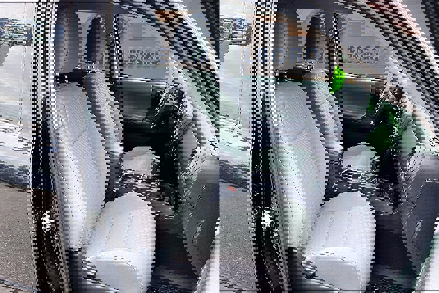 Used 2021 Toyota Tacoma SR AWD/4WD image 7