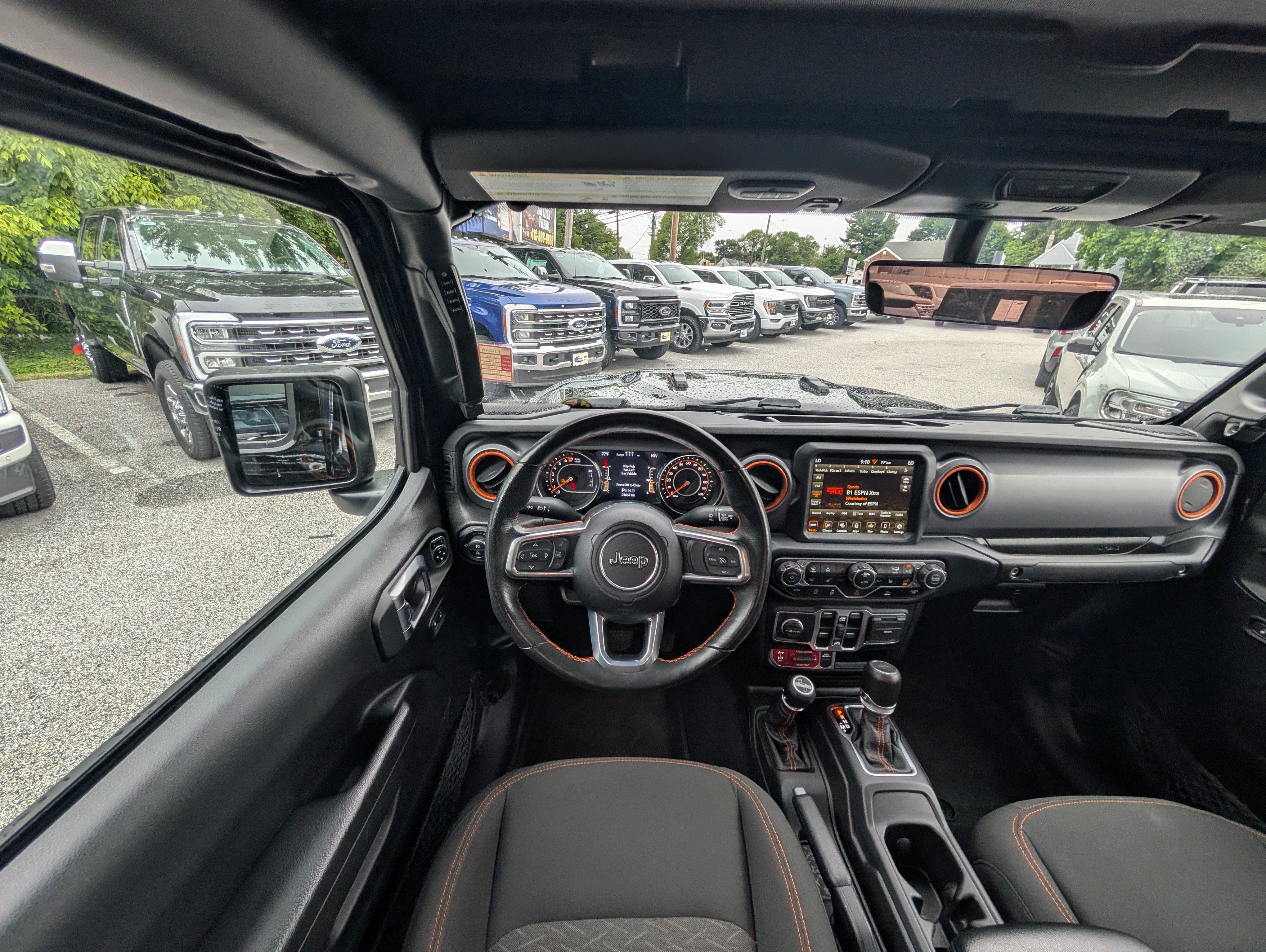 Used 2023 Jeep Gladiator Mojave w/ Cold Weather Group AWD/4WD image 17