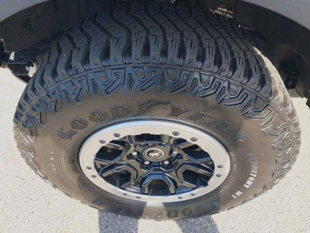 Certified 2022 Ford Bronco Black Diamond w/ Sasquatch Package AWD/4WD image 14