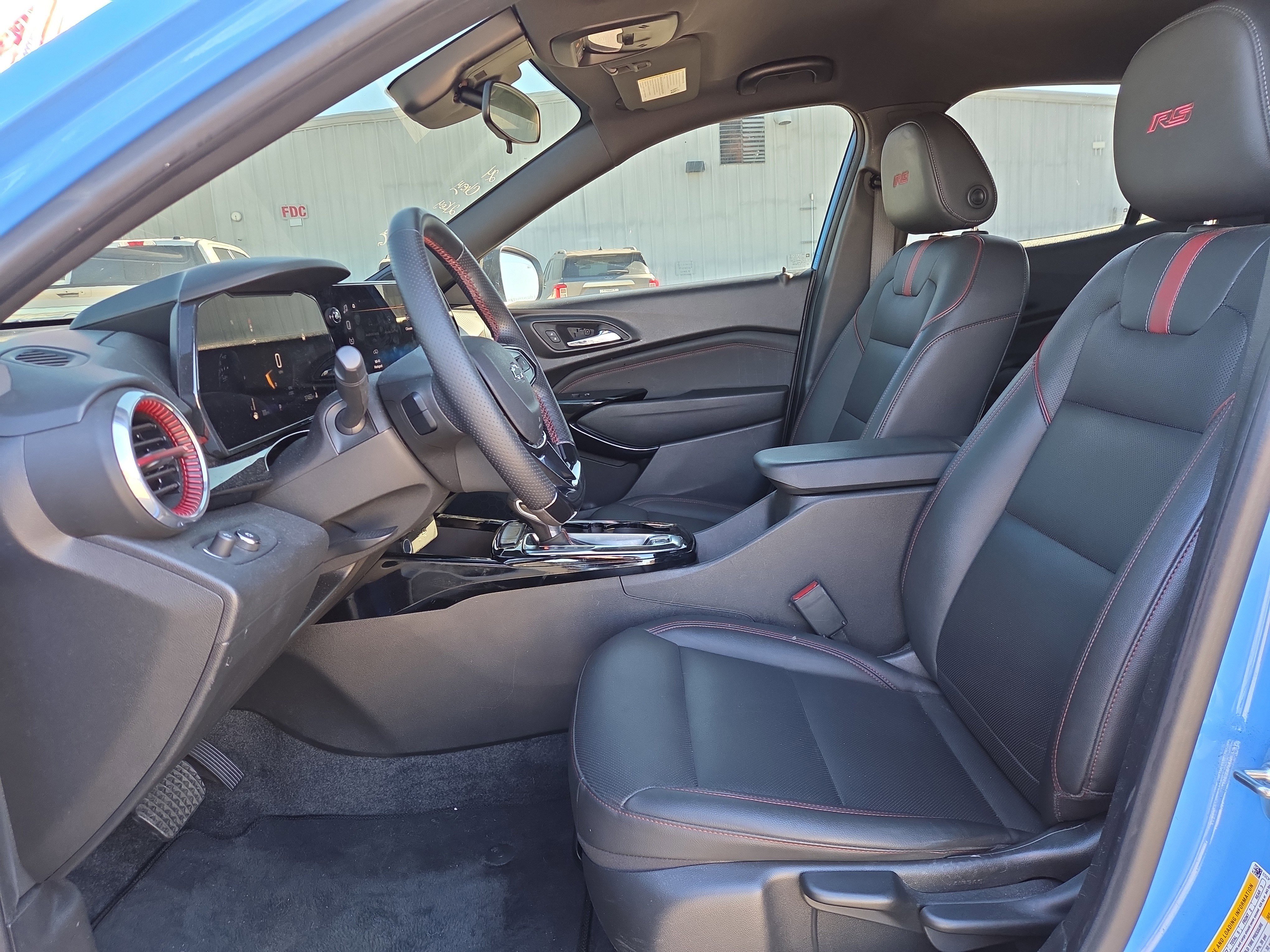 Used 2024 Chevrolet Trax RS w/ Driver Confidence Package FWD image 10