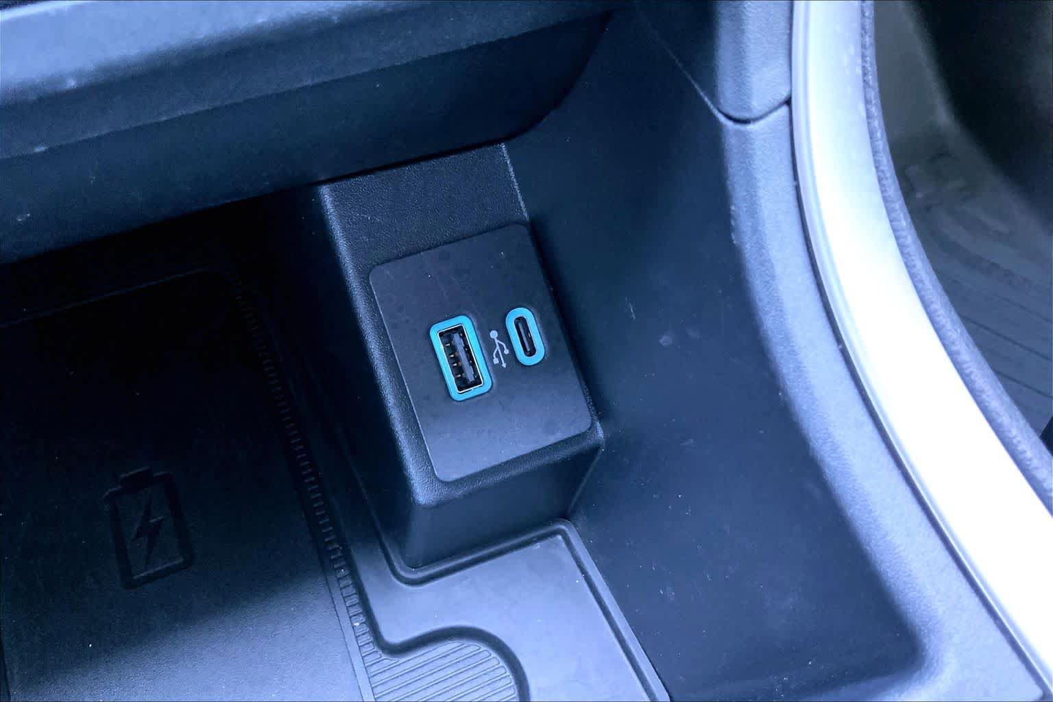 Certified 2024 Ford Edge ST-Line AWD/4WD image 31