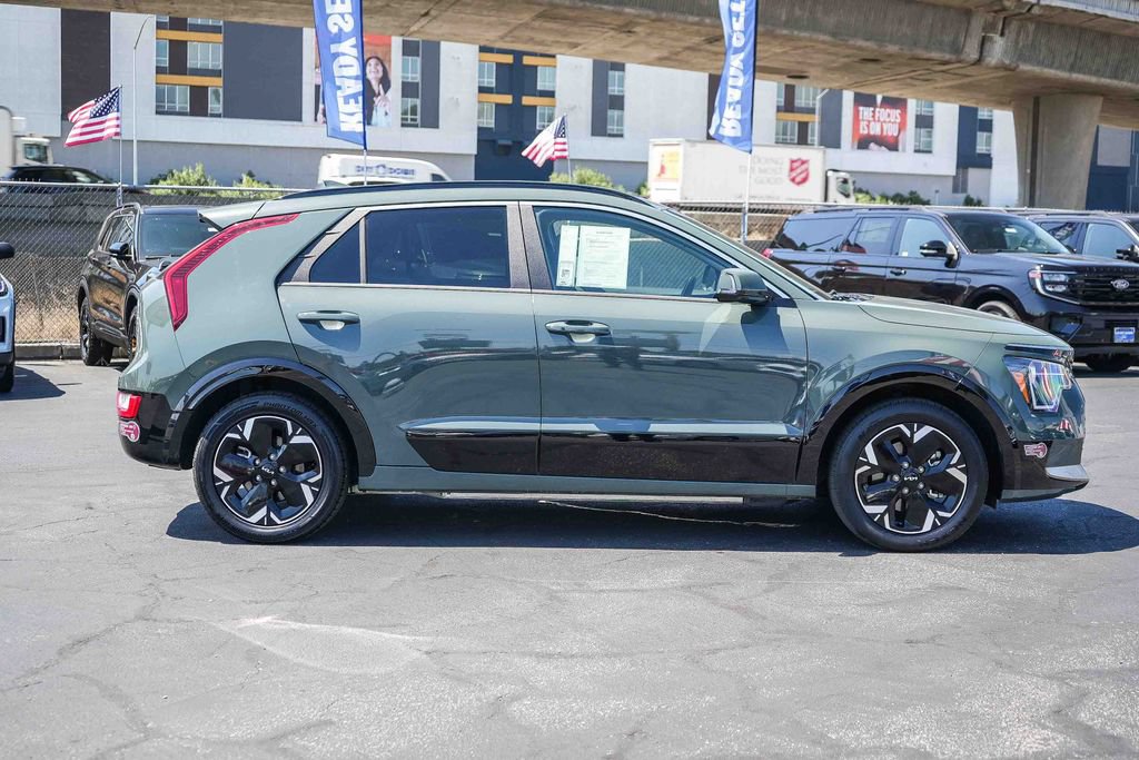 Used 2024 Kia Niro Wind FWD image 31