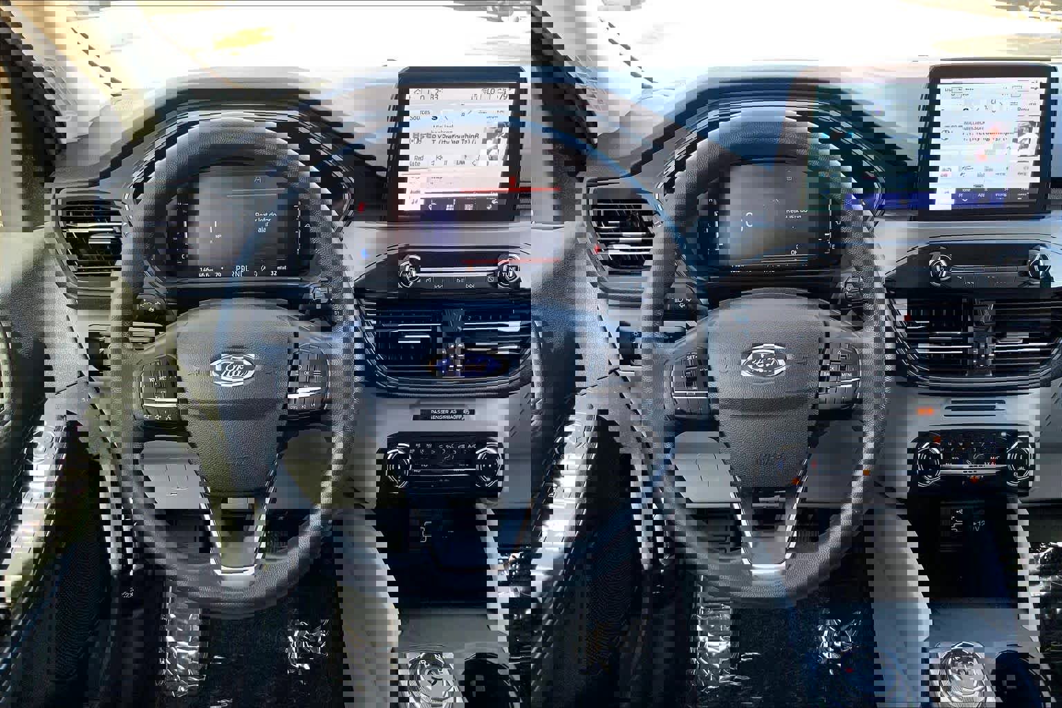 Certified 2025 Ford Escape Active FWD image 8