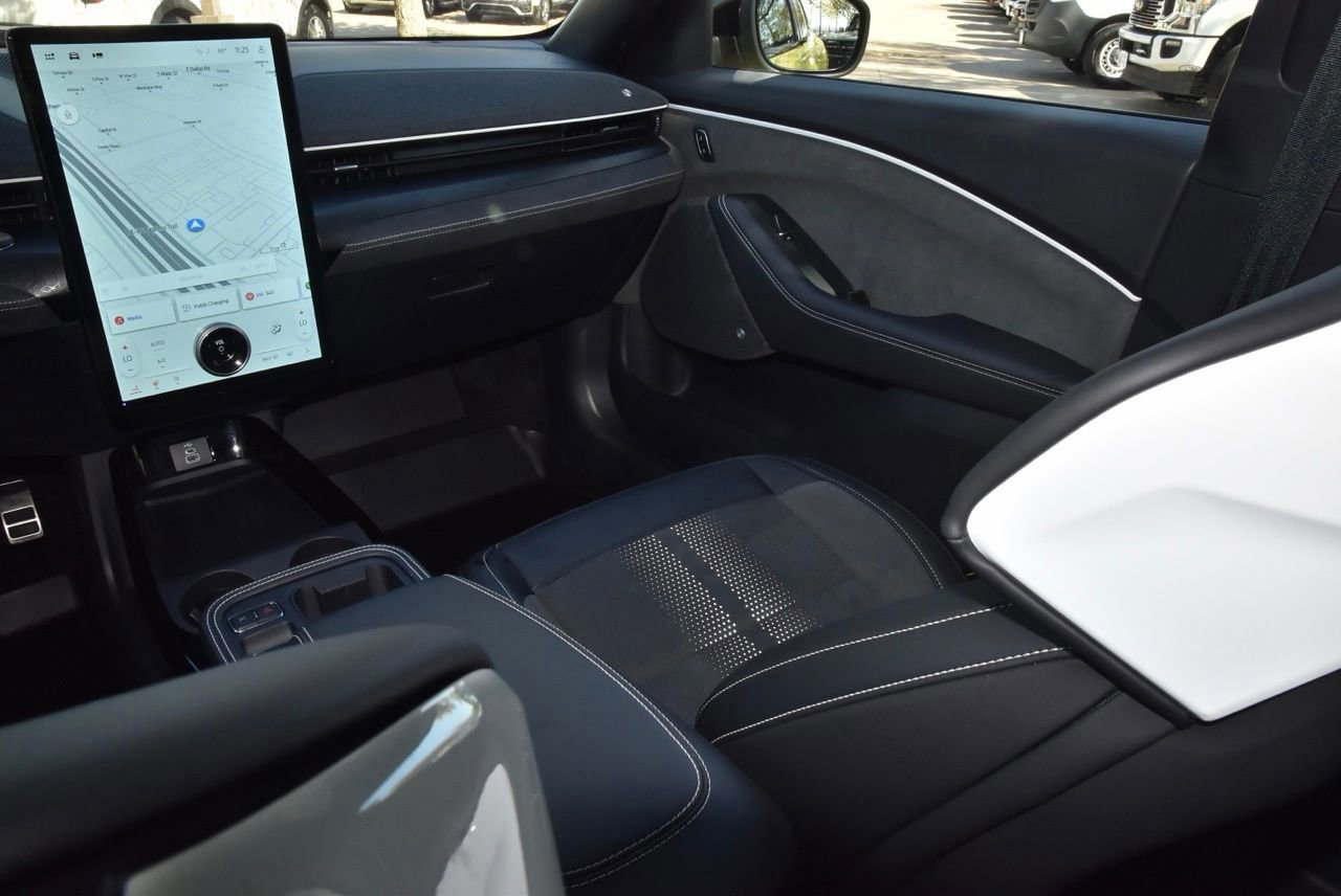 Certified 2025 Ford Mustang Mach-E GT w/ Interior Protection Package image 18