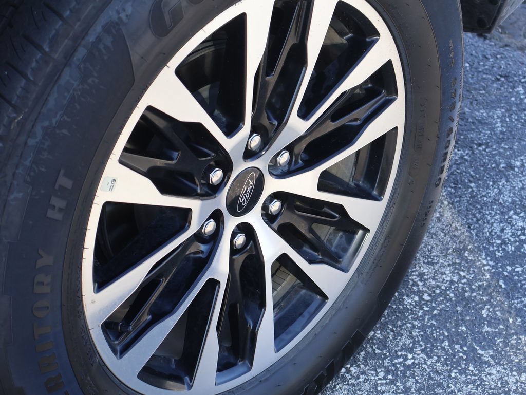 Certified 2025 Ford Expedition Max Platinum AWD/4WD image 26