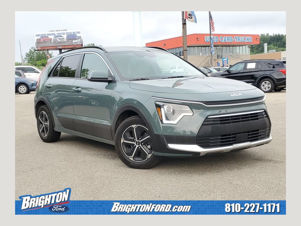 Used 2023 Kia Niro EX