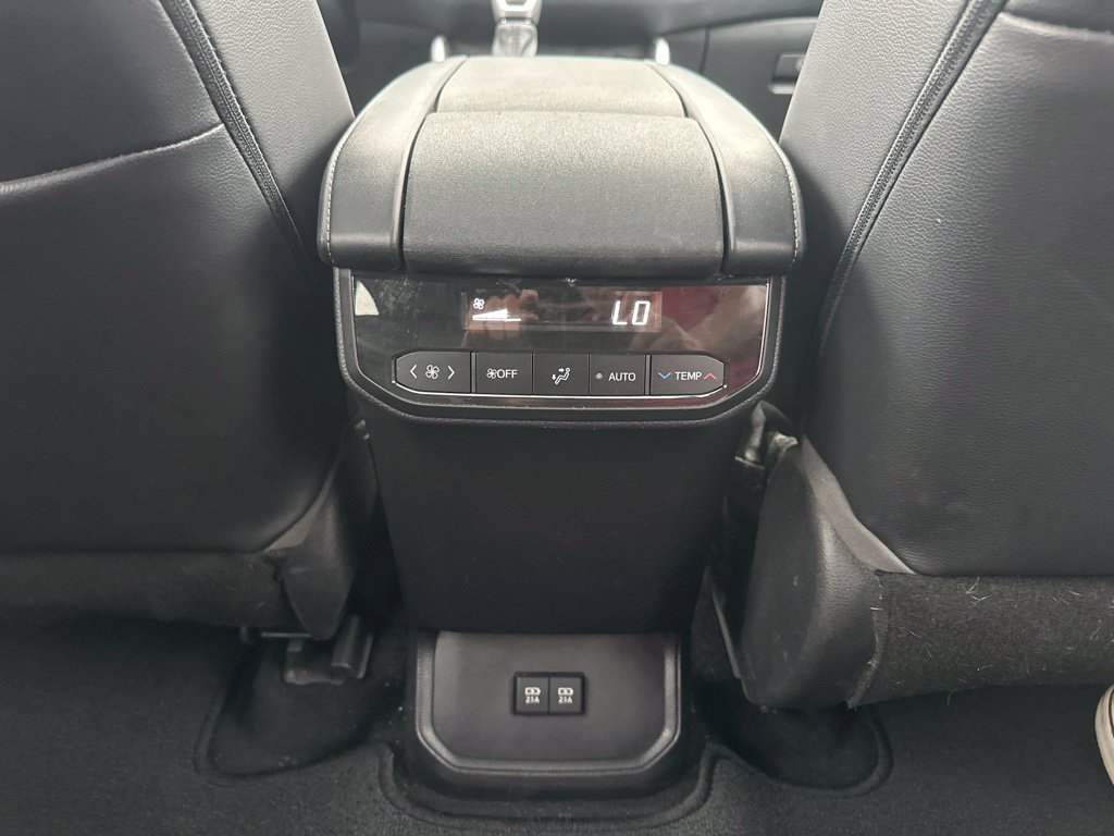 Used 2021 Toyota Highlander XSE AWD/4WD image 35