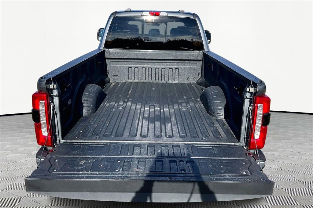 Certified 2023 Ford F350 Lariat image 18
