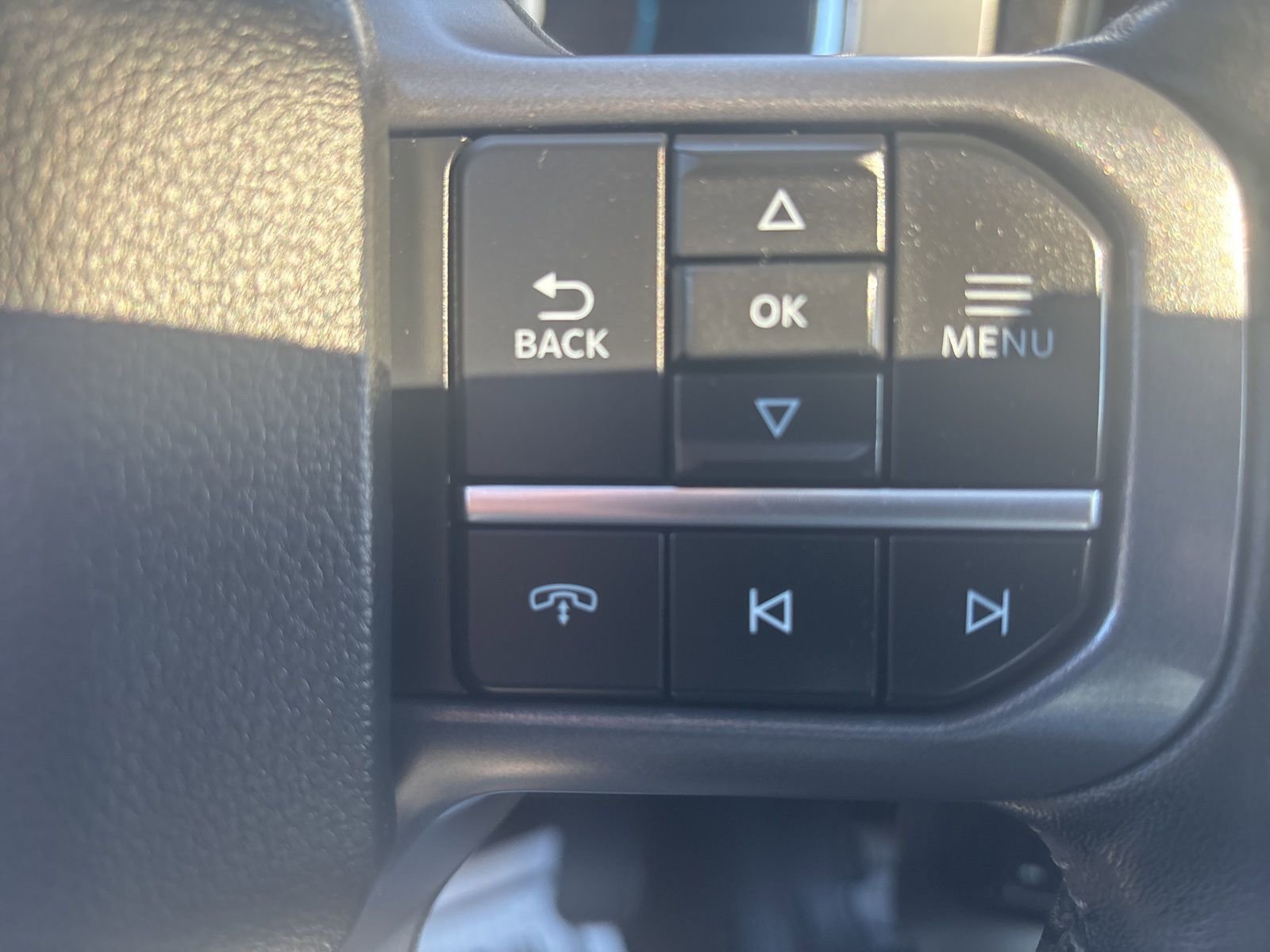 Certified 2023 Ford F150 Lariat w/ Equipment Group 502A High image 15