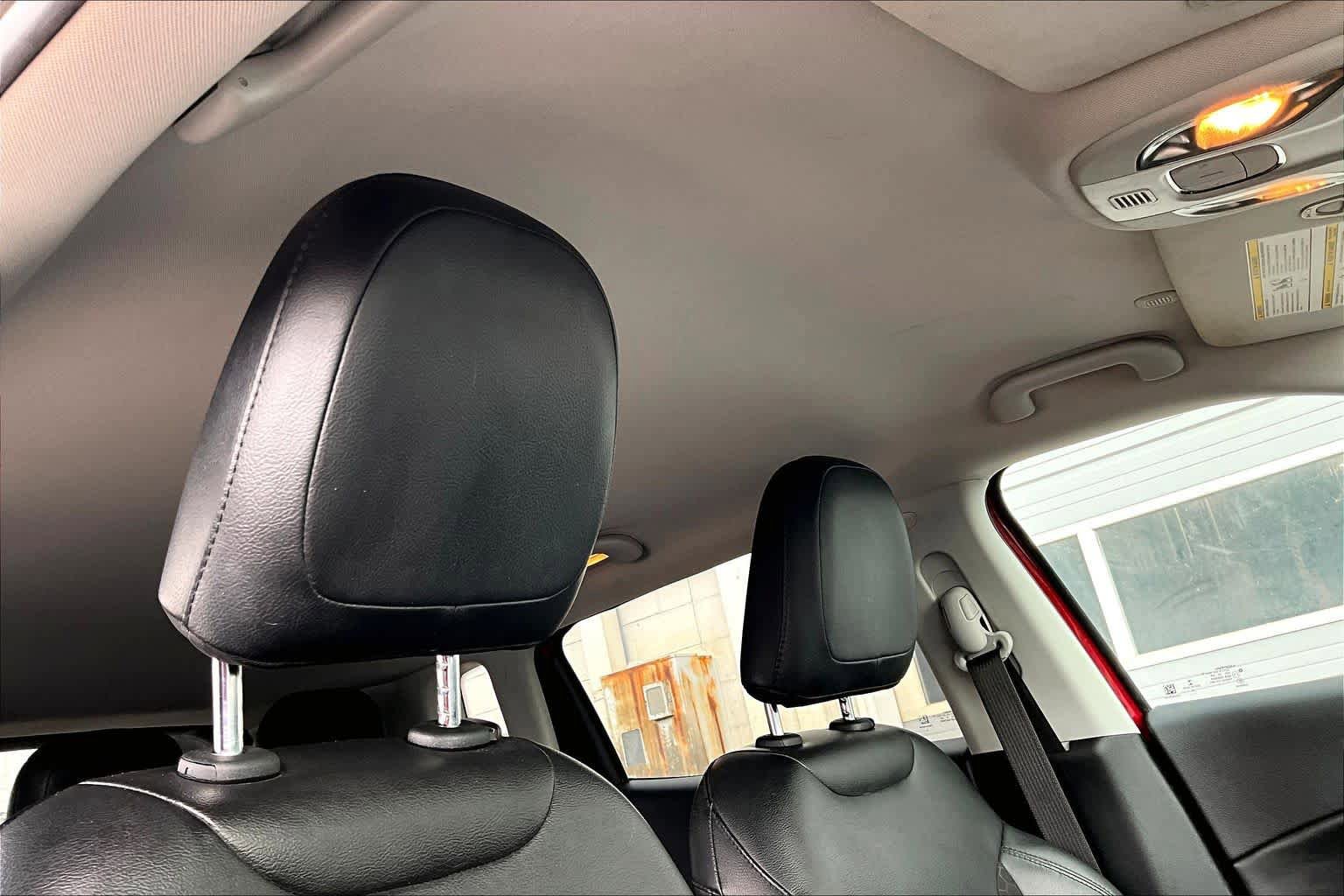 Used 2021 Jeep Compass Latitude AWD/4WD image 14
