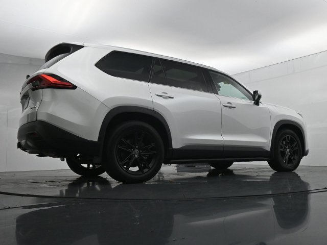 Used 2024 Toyota Grand Highlander AWD image 35