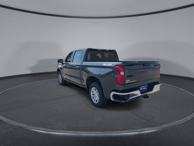 Used 2022 Chevrolet Silverado 1500 LT AWD/4WD image 6