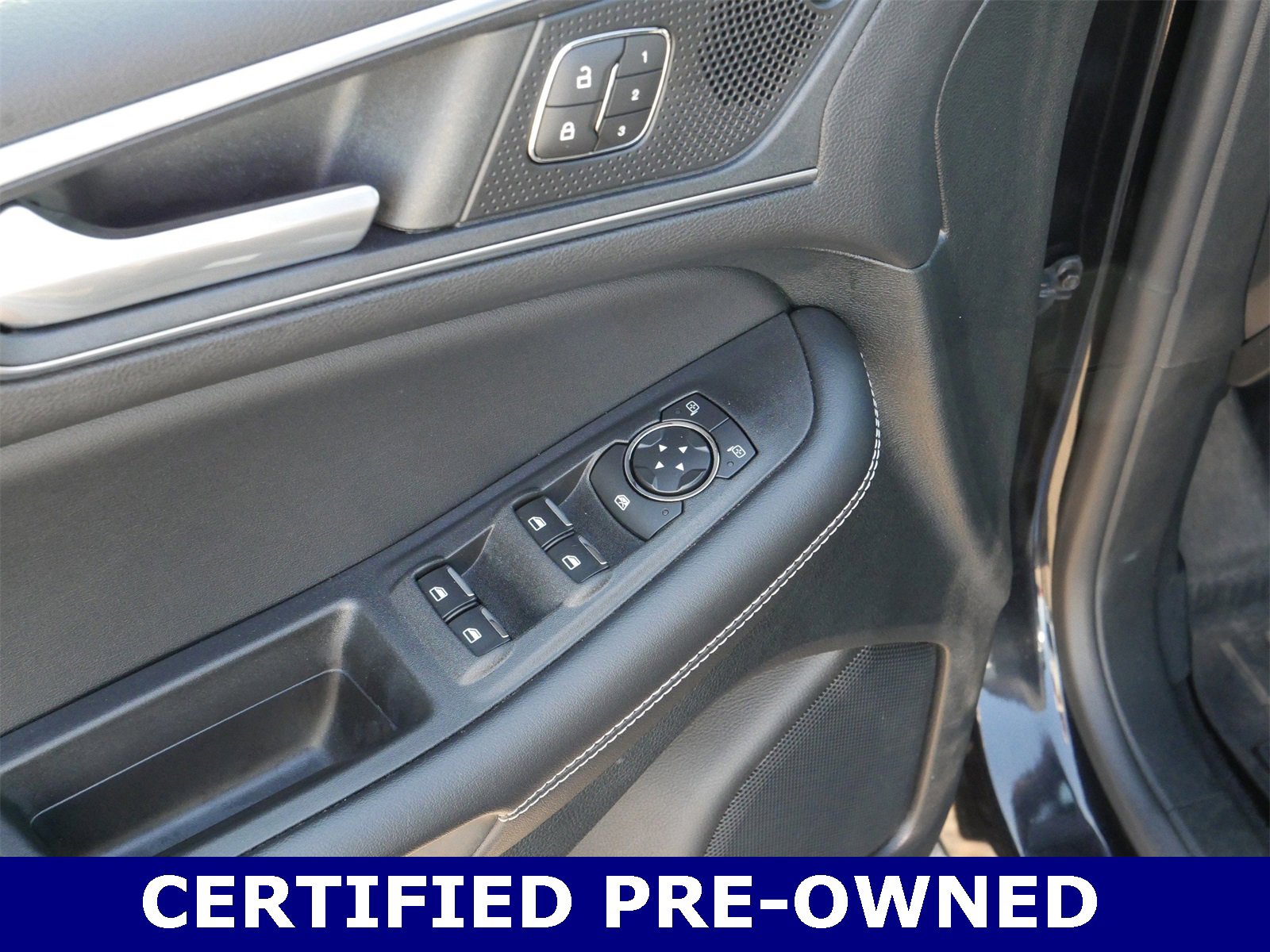 Certified 2022 Ford Edge ST image 14