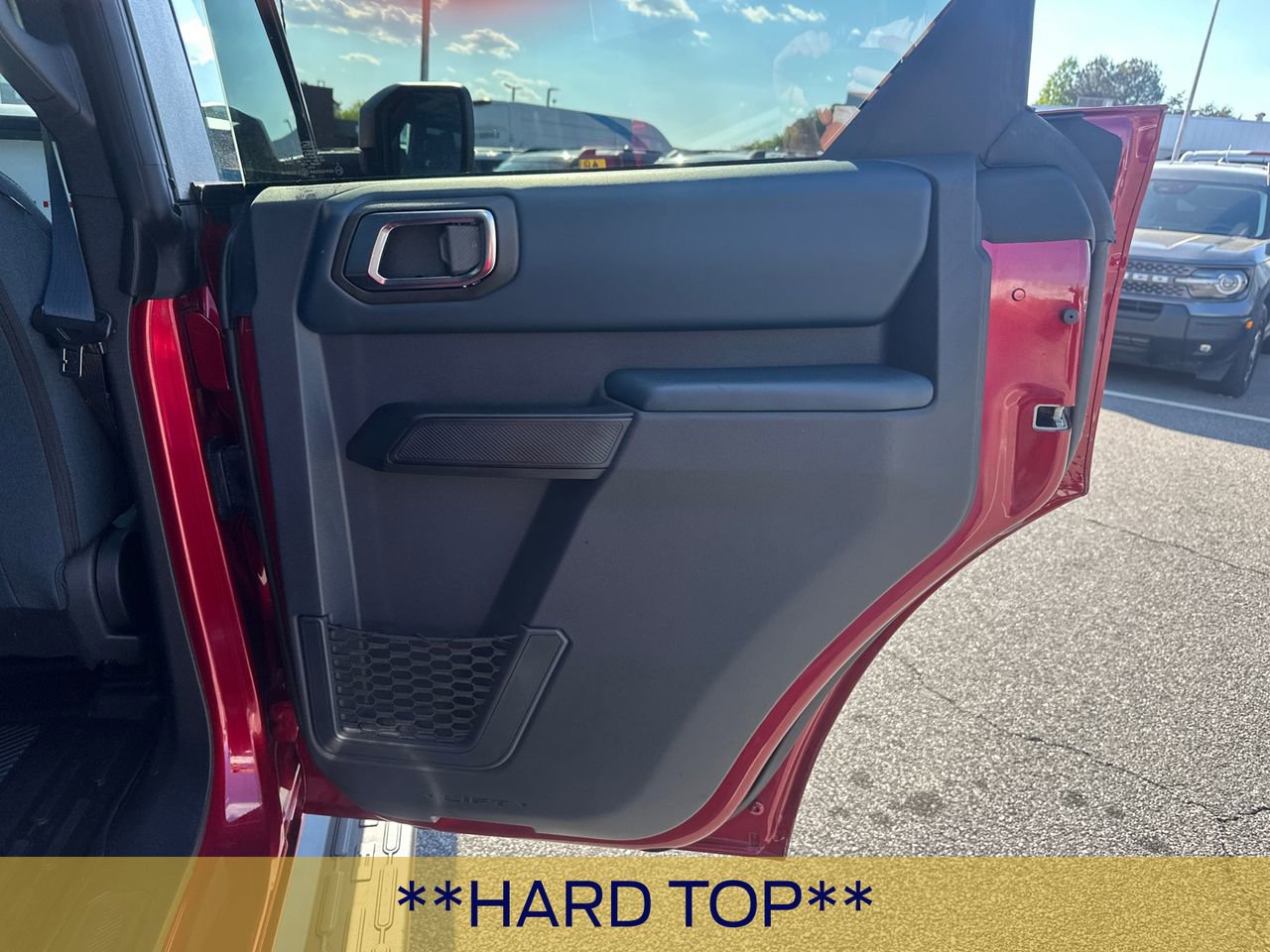 Certified 2025 Ford Bronco Heritage Edition AWD/4WD image 16