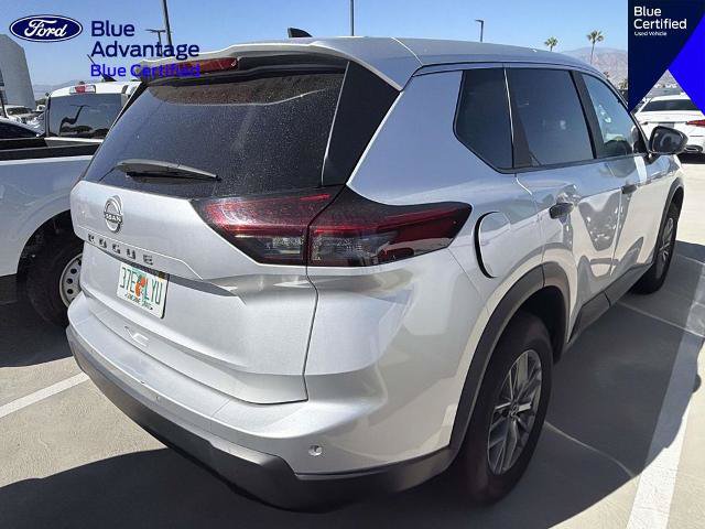 Used 2024 Nissan Rogue S FWD image 17
