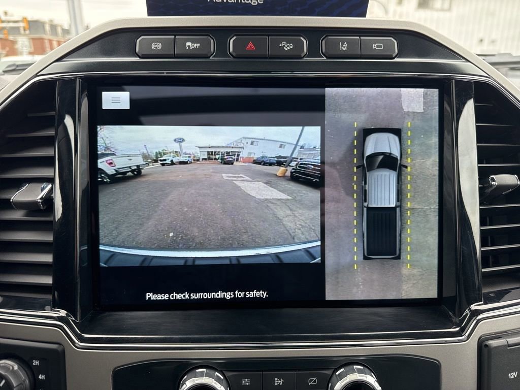 Certified 2022 Ford F350 Lariat w/ Lariat Ultimate Package image 28